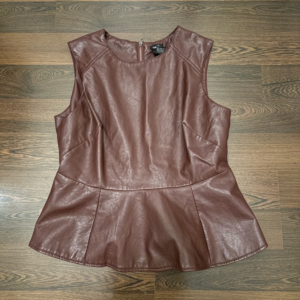Rue 21 Faux Leather Top XL (Cart K-101)